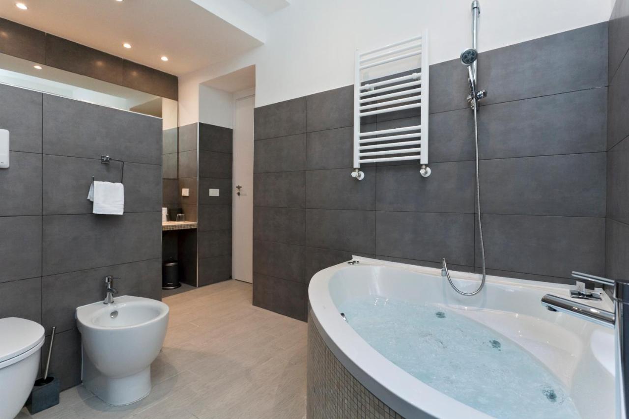 Aeterna Rooms Collection Guesthouse Рим Экстерьер фото